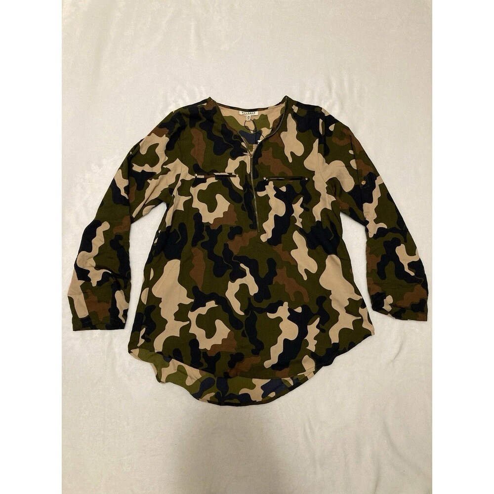 Mileage Camo Top Womens Size XL Zipper Neck Long Sleeve Roll Tab Blouse